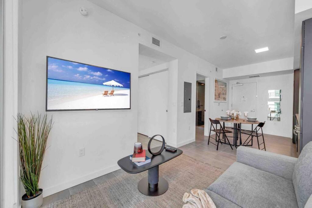 Breathtaking 1Br In The Heart Miami Apartman Kültér fotó