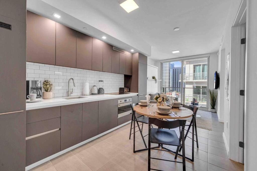 Breathtaking 1Br In The Heart Miami Apartman Kültér fotó